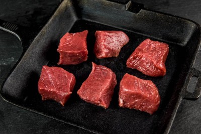 Свинина ошеек на шашлык 1 кг - купить в Вишневом